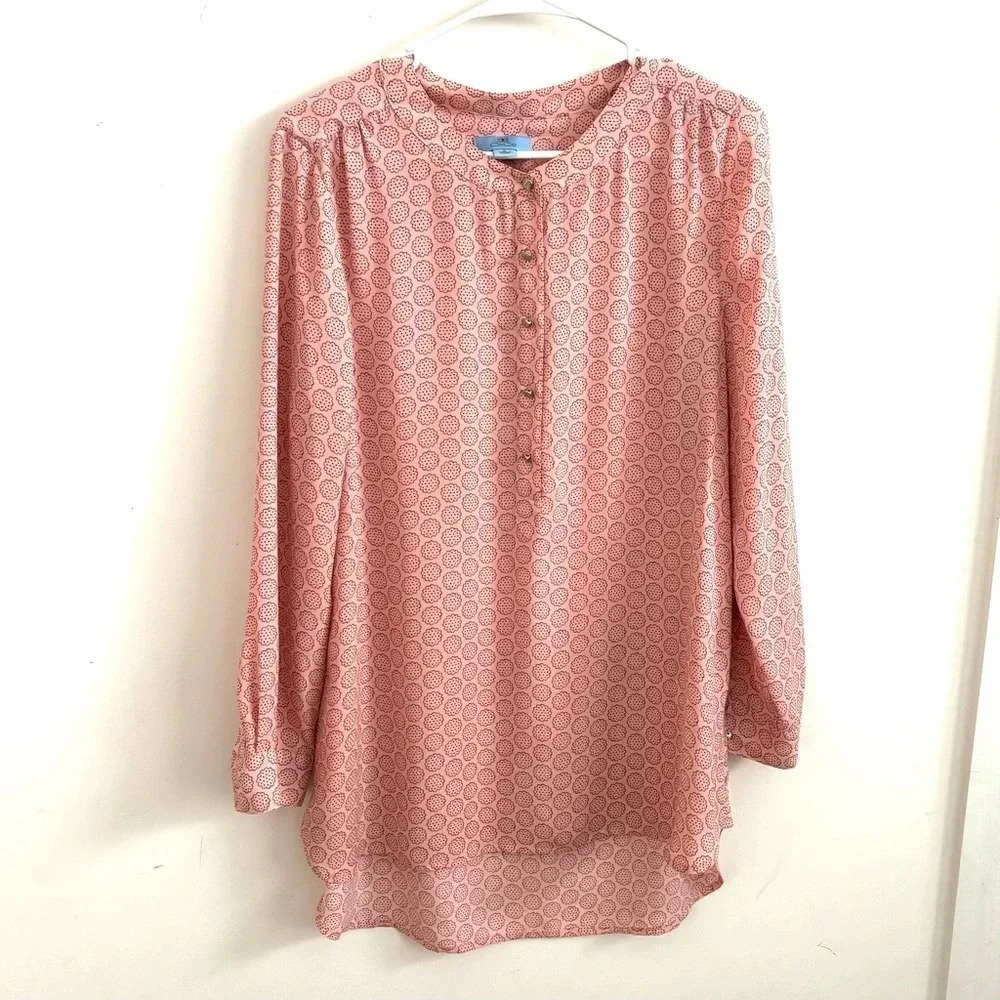 CeCe Tunic Blouse M Long Sleeve Button Front Boho Minimalist Workwear career